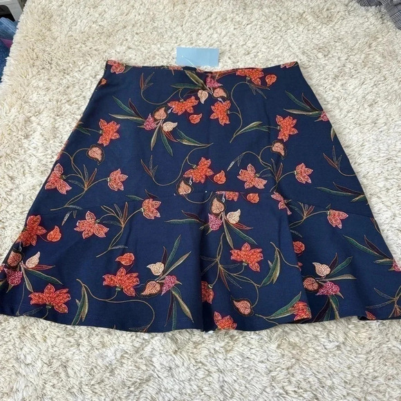 Loft Womens Floral Mini Skirt size XS petite - Picture 4 of 10